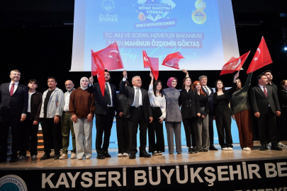 Kayseri Büyükşehir'den öğrencilere kitap desteği