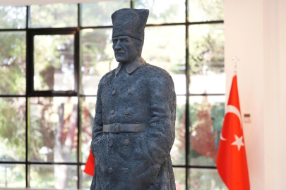 Manisa’da 'Atatürk Heykelleri Sergisi' açıldı