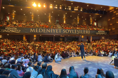 Gaziantep’te gençlerle Gri Koç buluşması