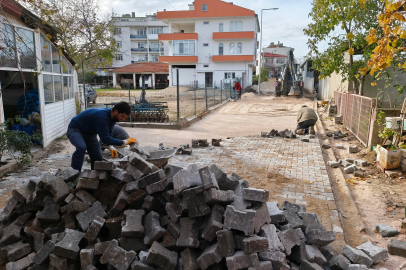 Edirne Süloğlu’nda kilit parke çalışmaları hızlandı