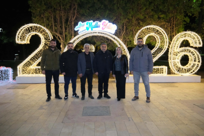 Adana’da 10 noktada yeni yıl ışıklandırması ile renkli görüntüler oluştu