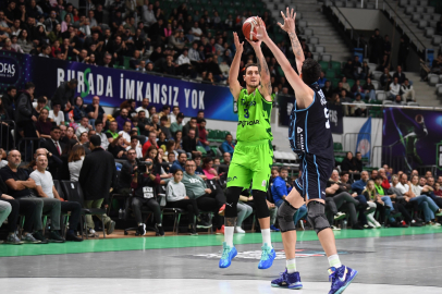 Tofaş potada Türk Telekom'a konuk oluyor