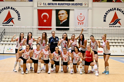 Muratpaşa'nın Sultanları çıkışını sürdürüyor