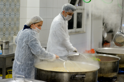 Antalya Muratpaşa’da Ramazan bereketi paylaşıldı