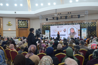 Yazar Saliha Erdim Malatyalılarla buluştu