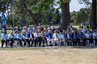 İzmir Bornova’nın çınarları üniversiteli oluyor