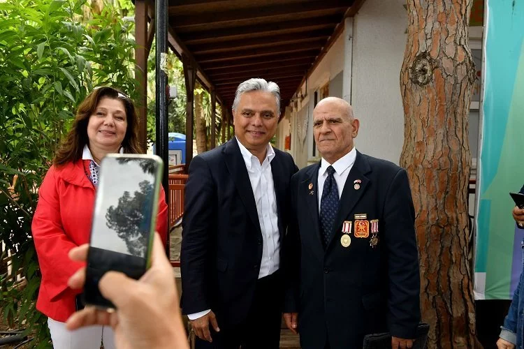 Antalya Muratpaşa'da Başkan Uysal, gazi ve şehit aileleriyle buluştu