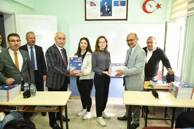 Bursa Yenişehir'de 120 genç üniversite hazırlığında