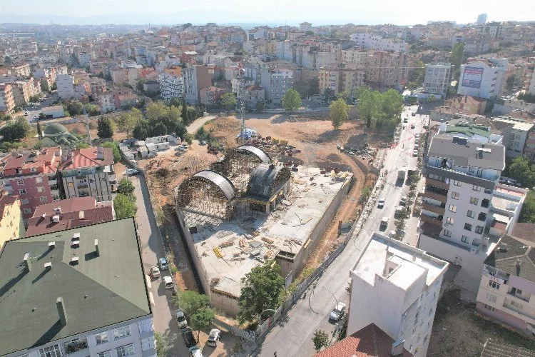 Çayırova'da Kent Meydanı Camii şekilleniyor
