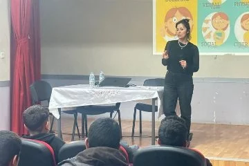 Manisa'da öğrencilere 'akran zorbalığı' semineri